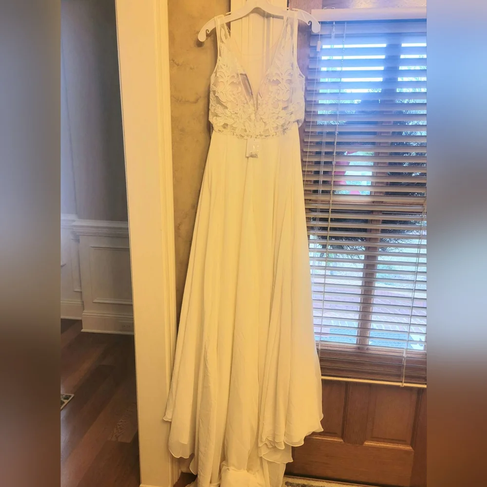 Wedding Dresses Sz 12 Ven Style - Picture 5 of 7